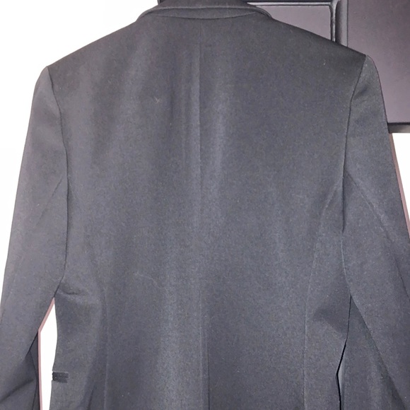One button women’s blazer - Picture 4 of 6